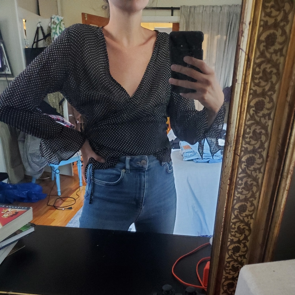 90s Sheer Wrap Top - Picture 3 of 5